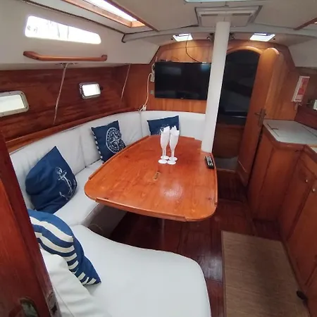 Velero Privado *